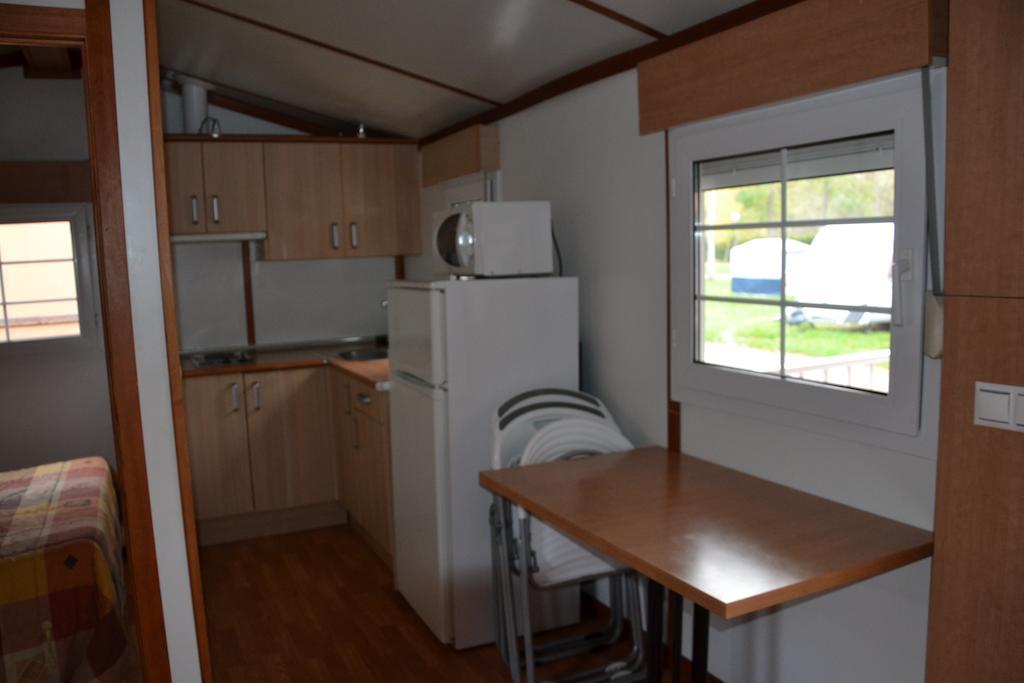 Camping Fuentes Blancas Burgo Zimmer foto