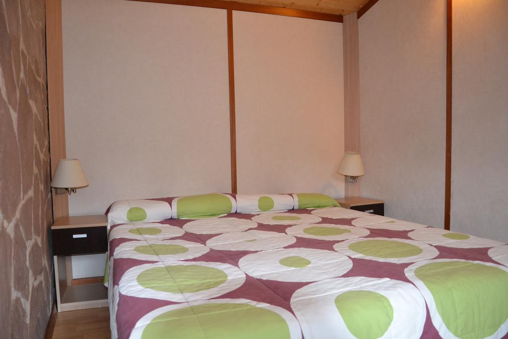 Camping Fuentes Blancas Burgo Zimmer foto
